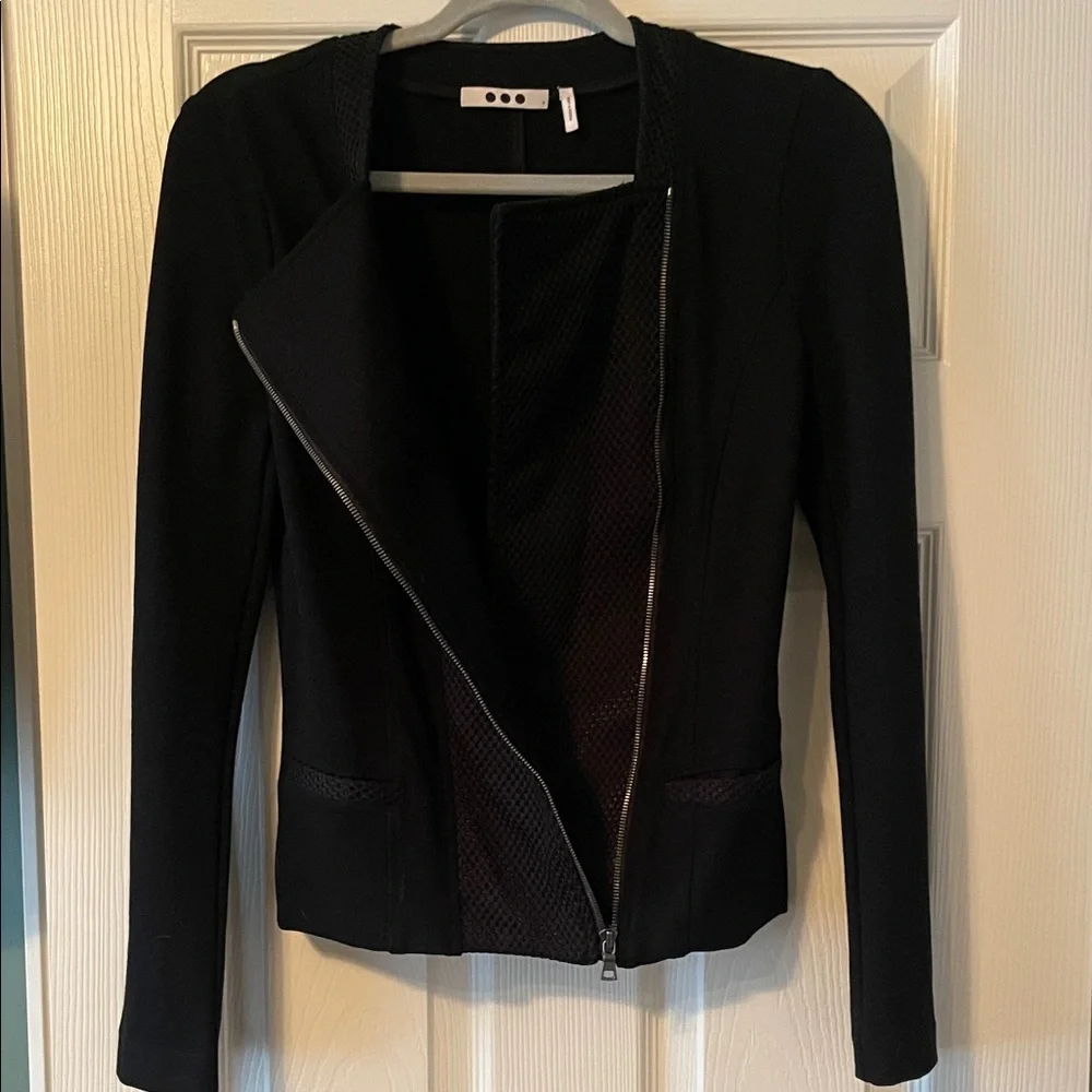 Three Dots chic black